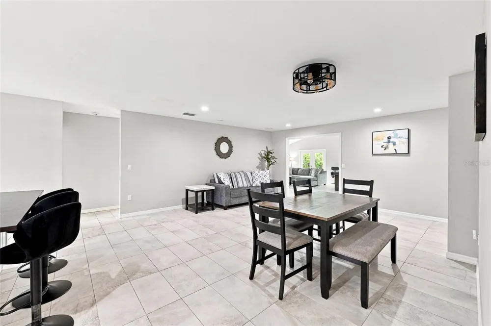608 SAINT JUDES DRIVE Longboat Key, FL 34228