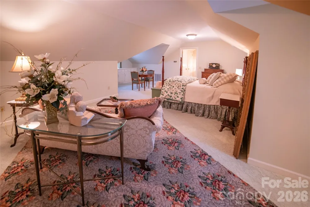 417 Stonecroft Drive SE Lenoir, NC 28645