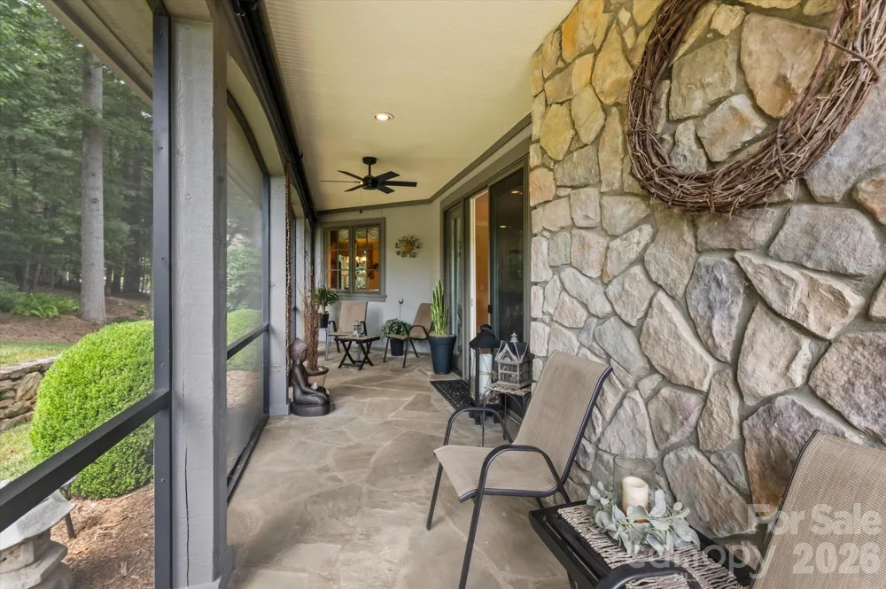6 Jasmine Lane Brevard, NC 28712