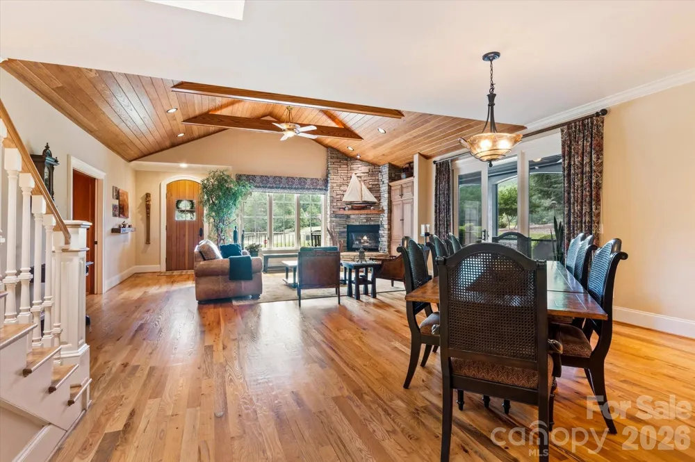 6 Jasmine Lane Brevard, NC 28712