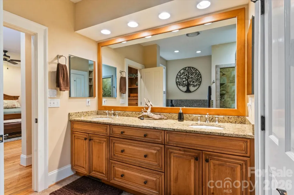 6 Jasmine Lane Brevard, NC 28712
