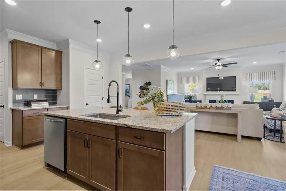 106 Meadowview Court Carrollton, GA 30117