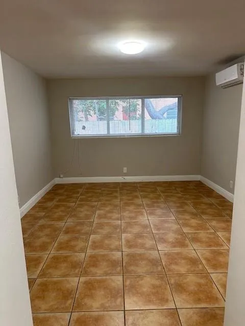 1440 MIAMI ROAD #9 Fort Lauderdale, FL 33316