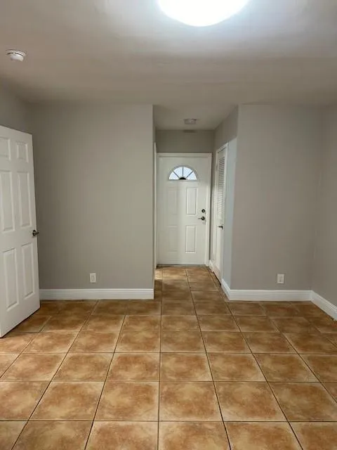 1440 MIAMI ROAD #9 Fort Lauderdale, FL 33316