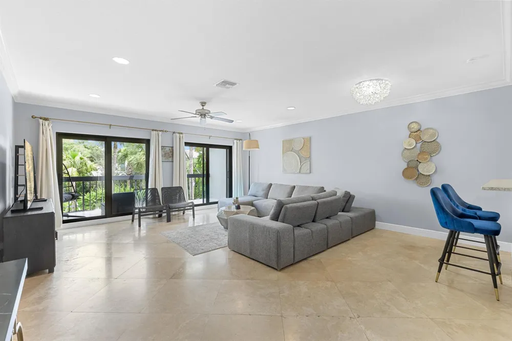 11397 POND VIEW DRIVE #E202 Wellington, FL 33414