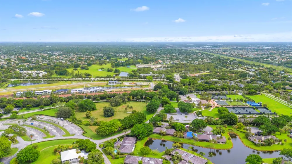 11397 POND VIEW DRIVE #E202 Wellington, FL 33414