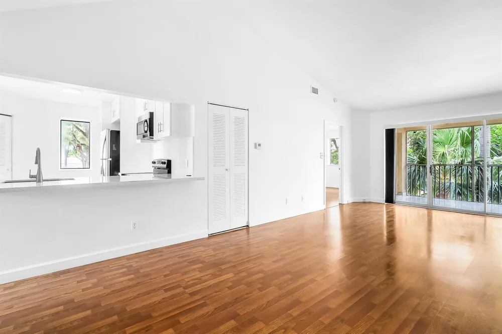 950 Coral Club Drive #950 Coral Springs, FL 33071