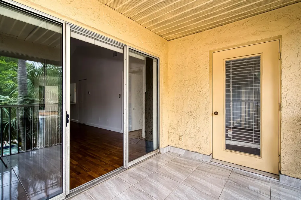 950 Coral Club Drive #950 Coral Springs, FL 33071