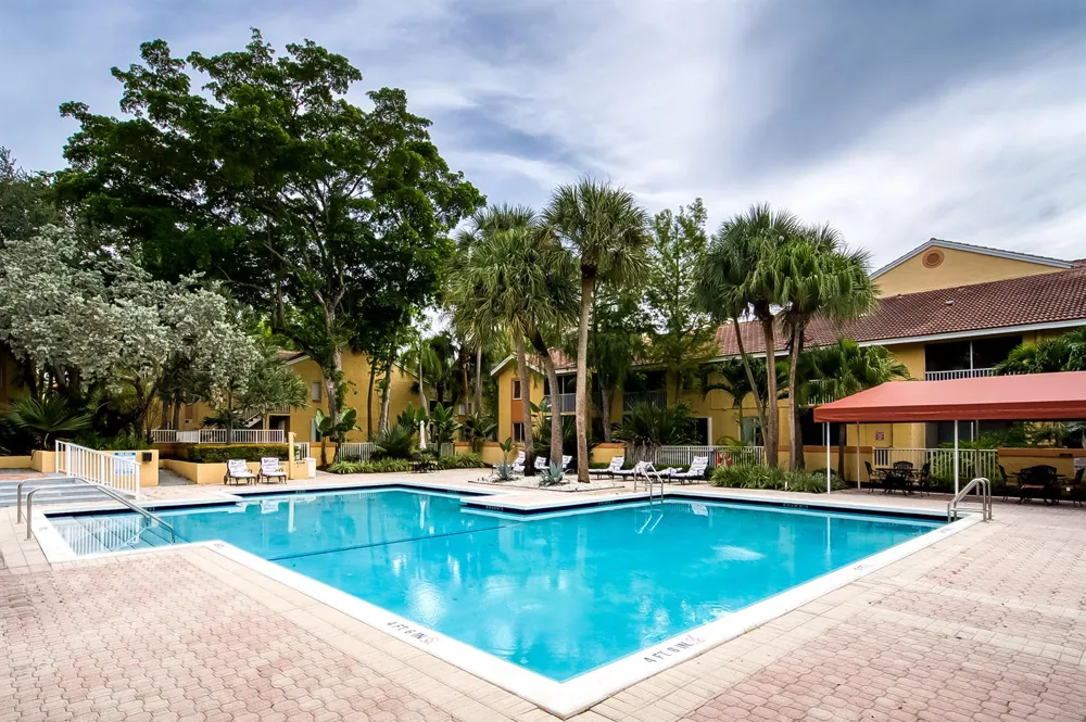 950 Coral Club Drive #950 Coral Springs, FL 33071