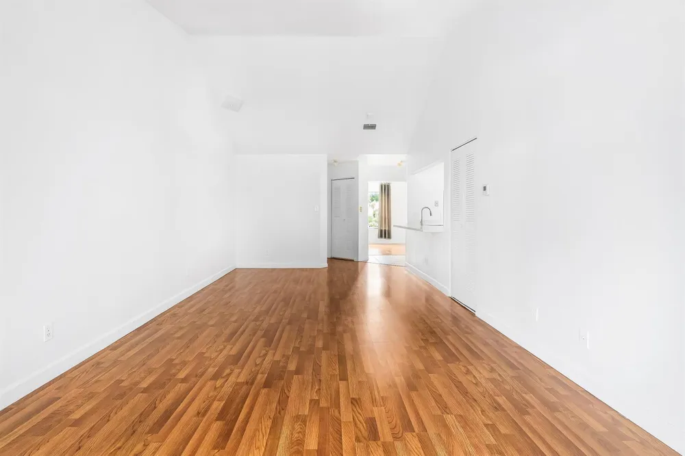 950 Coral Club Drive #950 Coral Springs, FL 33071