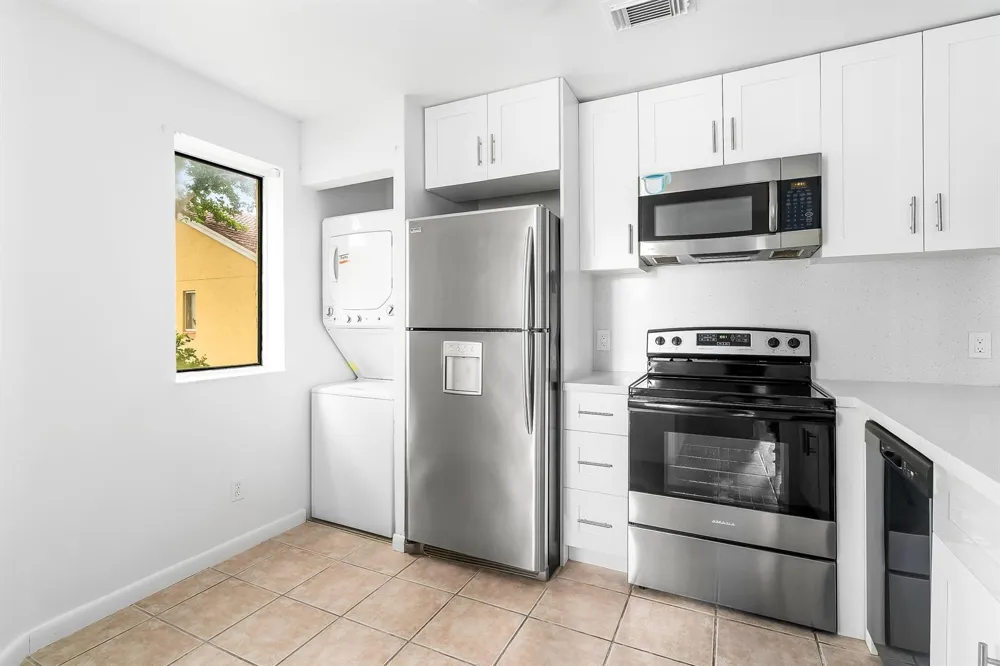 950 Coral Club Drive #950 Coral Springs, FL 33071