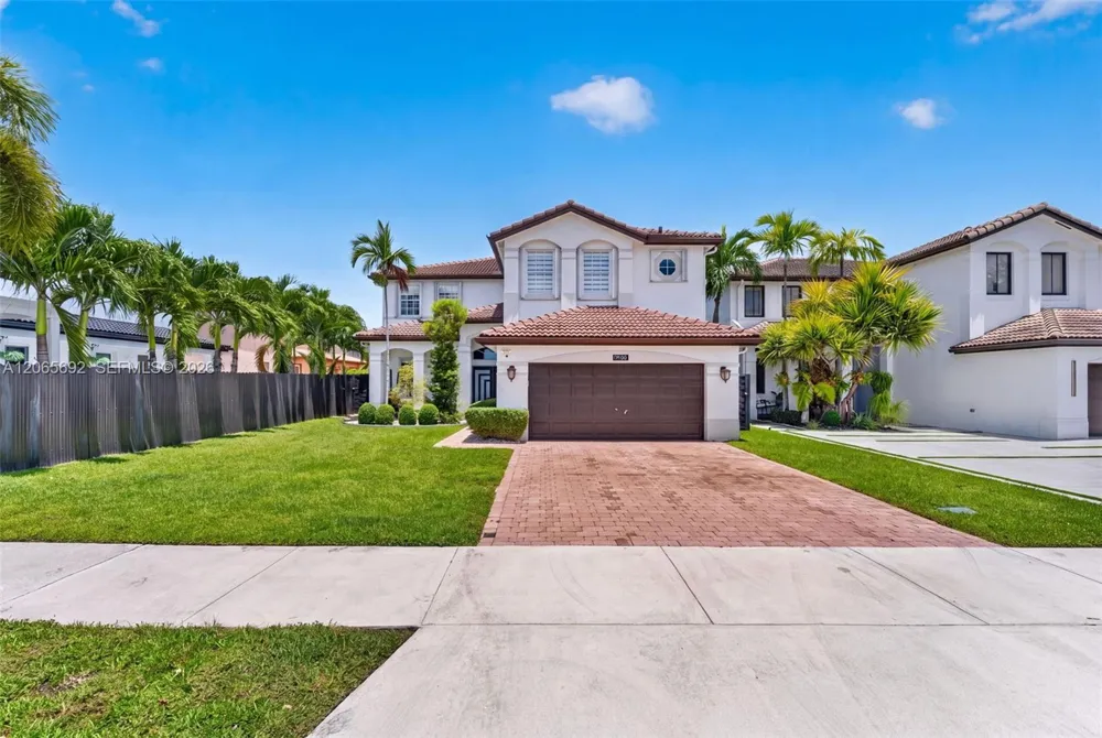 1051 SW 144th Pl Miami, FL 33184