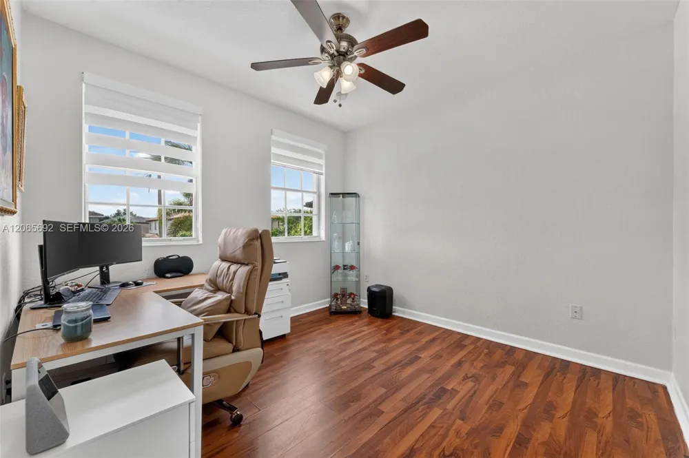 1051 SW 144th Pl Miami, FL 33184