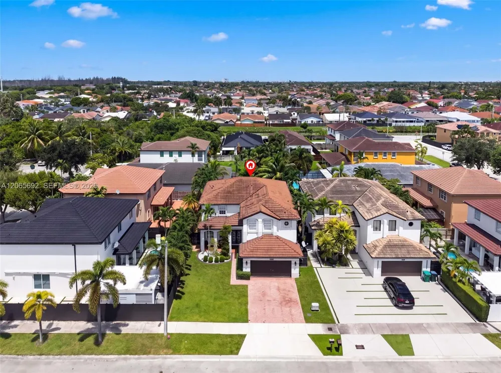 1051 SW 144th Pl Miami, FL 33184