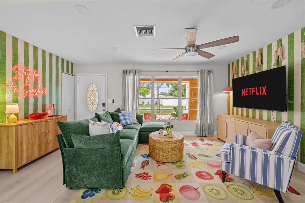 7957 COTTONWOODE DRIVE Largo, FL 33773