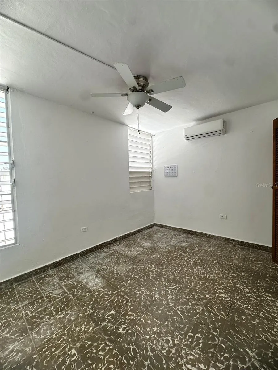 7 LOMAS DE TRUJILLO ALTO DEV. #G-32 Trujillo Alto, PR 00976