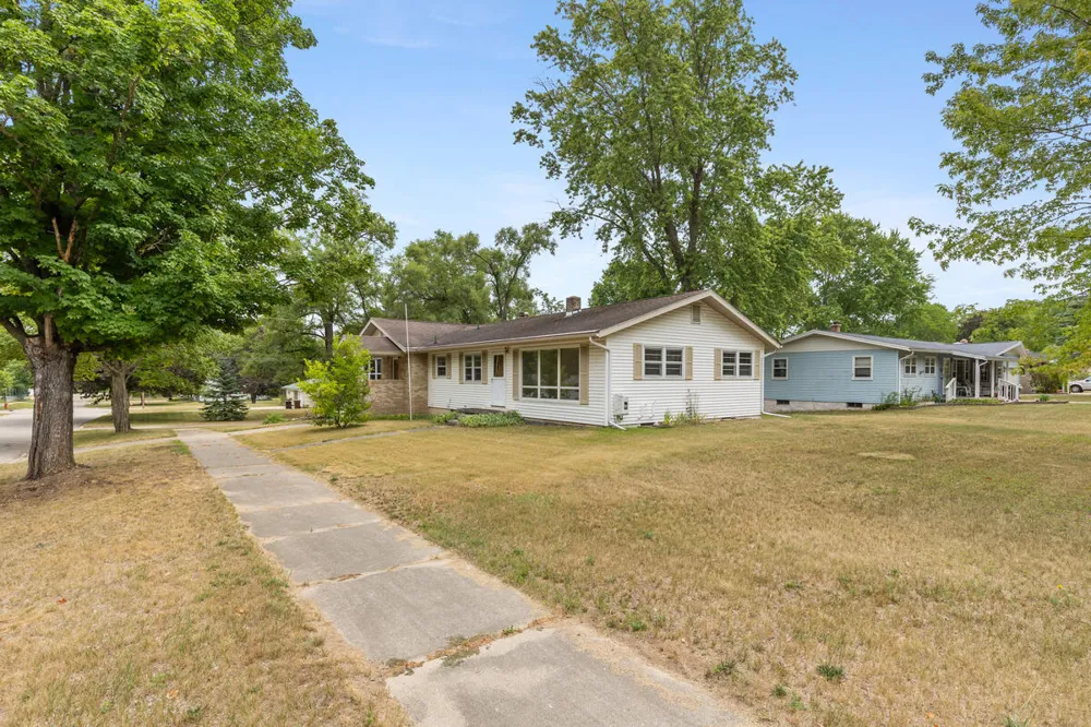 800 Magnolia Street Big Rapids City, MI 49307