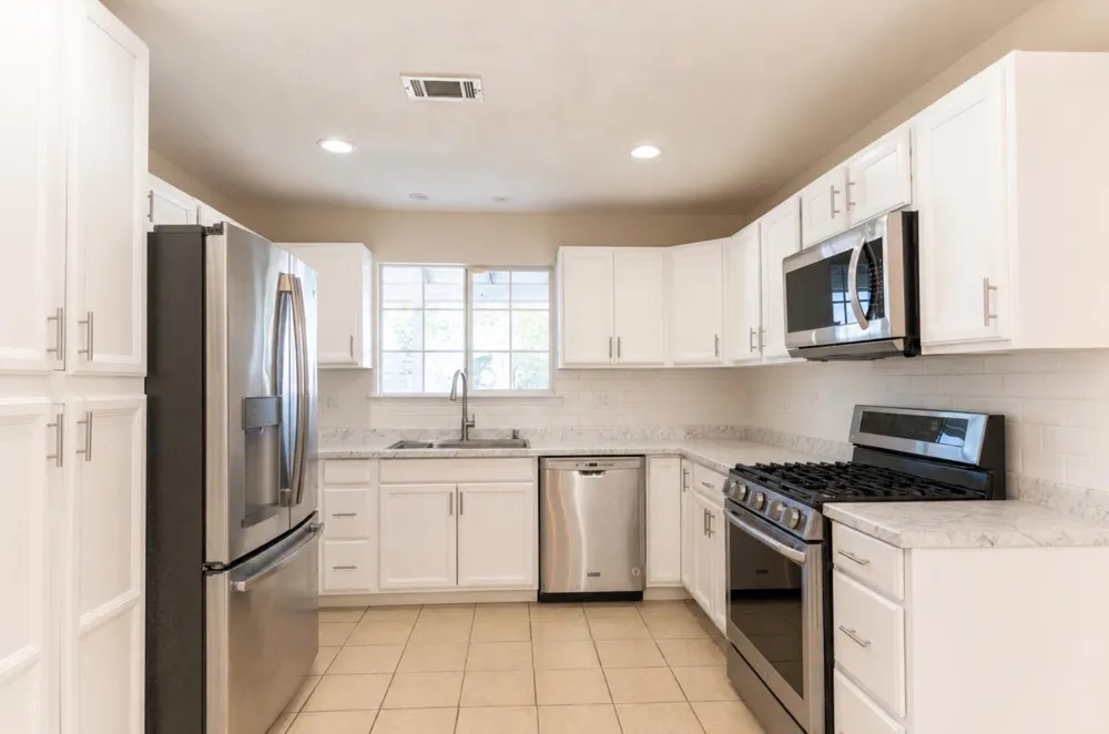 609 College Avenue Coalinga, CA 93210