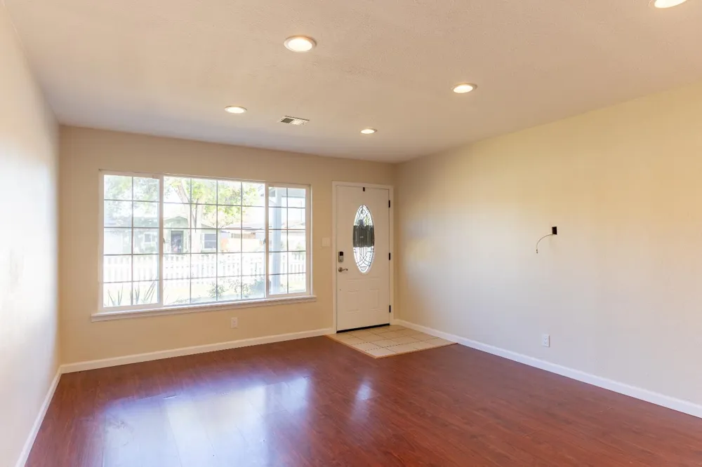 609 College Avenue Coalinga, CA 93210