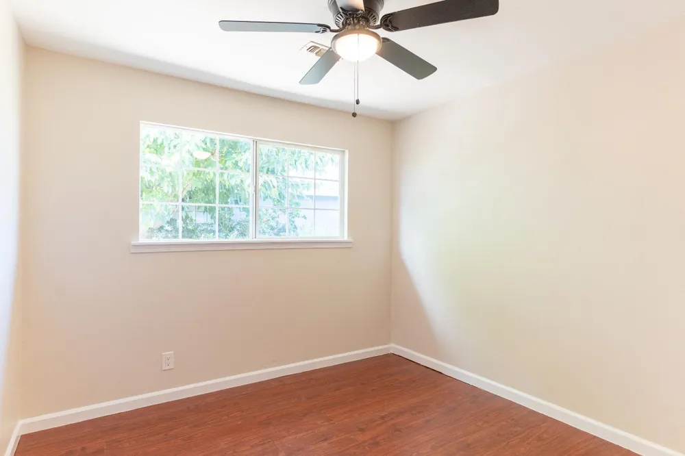 609 College Avenue Coalinga, CA 93210