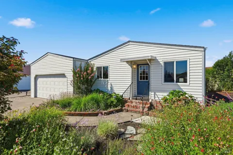 212 Betsy Place