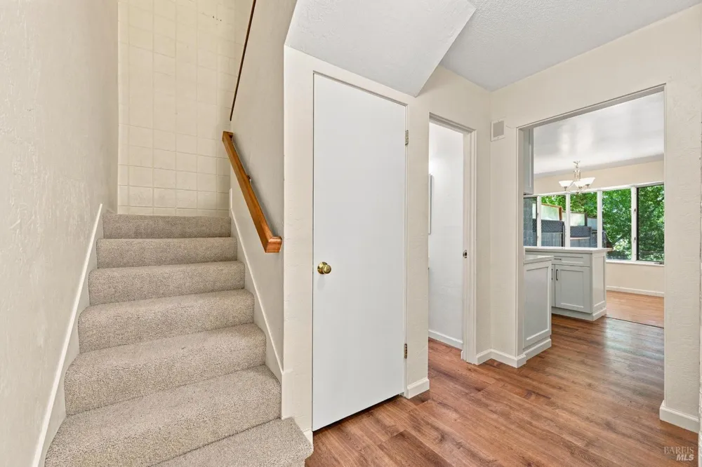 3148 Valley Green Lane Napa, CA 94558