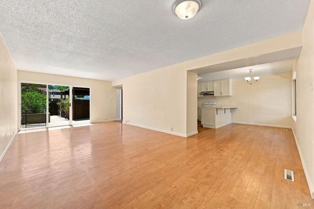 3148 Valley Green Lane Napa, CA 94558