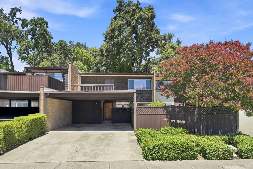 3148 Valley Green Lane Napa, CA 94558