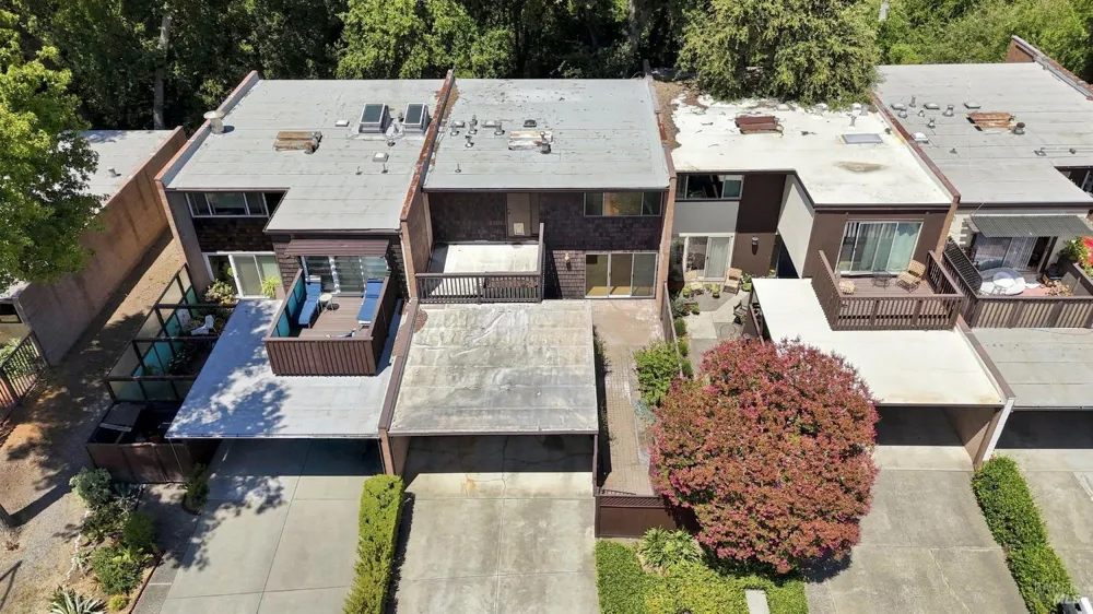 3148 Valley Green Lane Napa, CA 94558