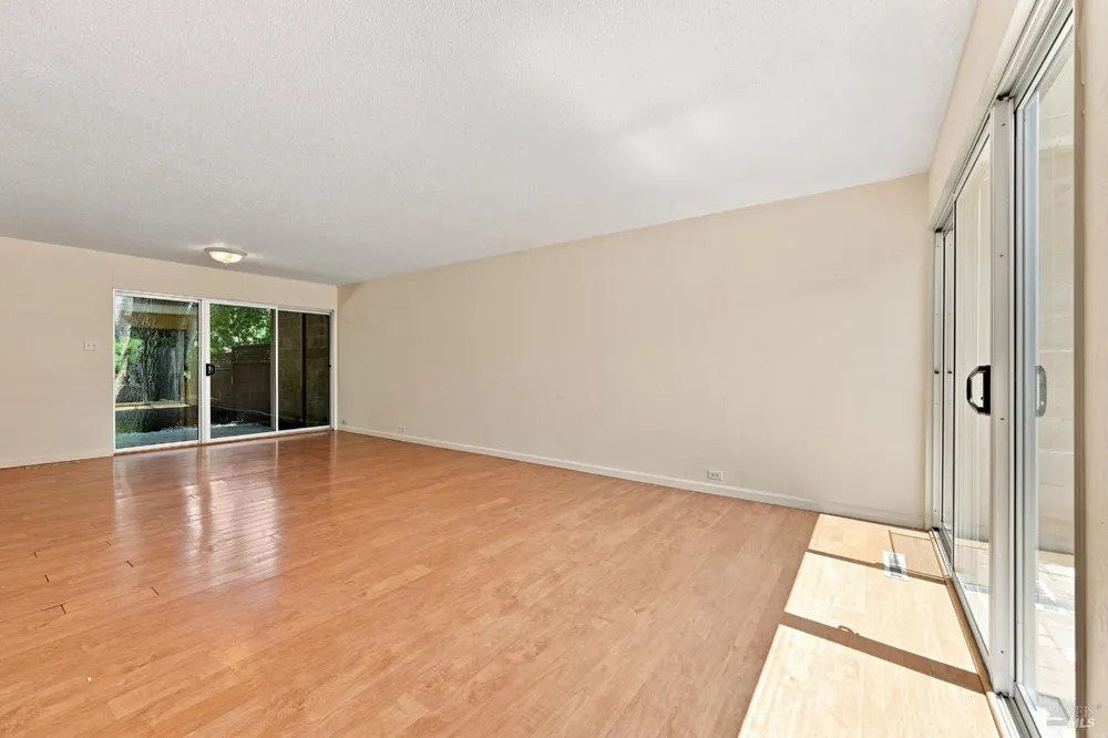 3148 Valley Green Lane Napa, CA 94558