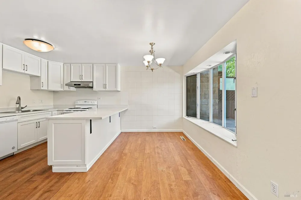3148 Valley Green Lane Napa, CA 94558