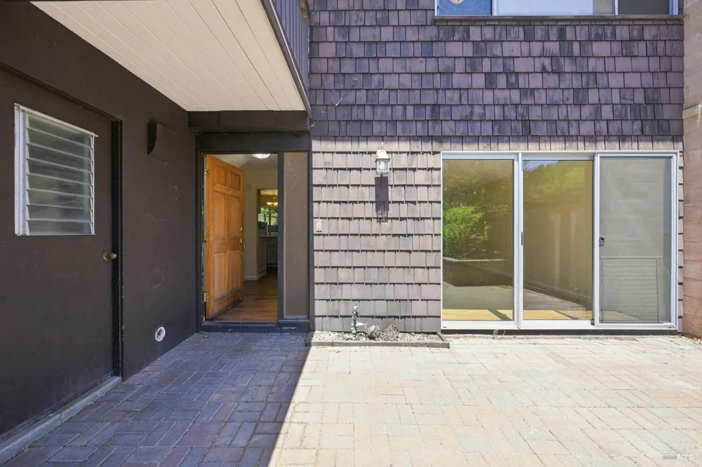 3148 Valley Green Lane Napa, CA 94558