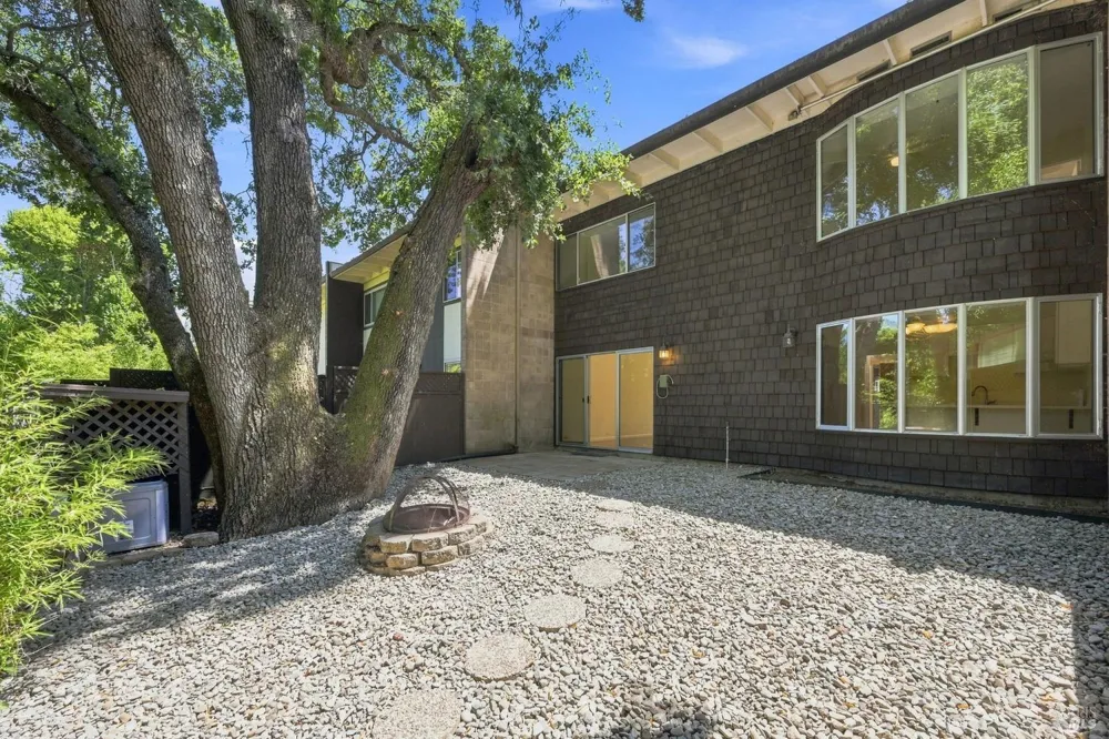 3148 Valley Green Lane Napa, CA 94558