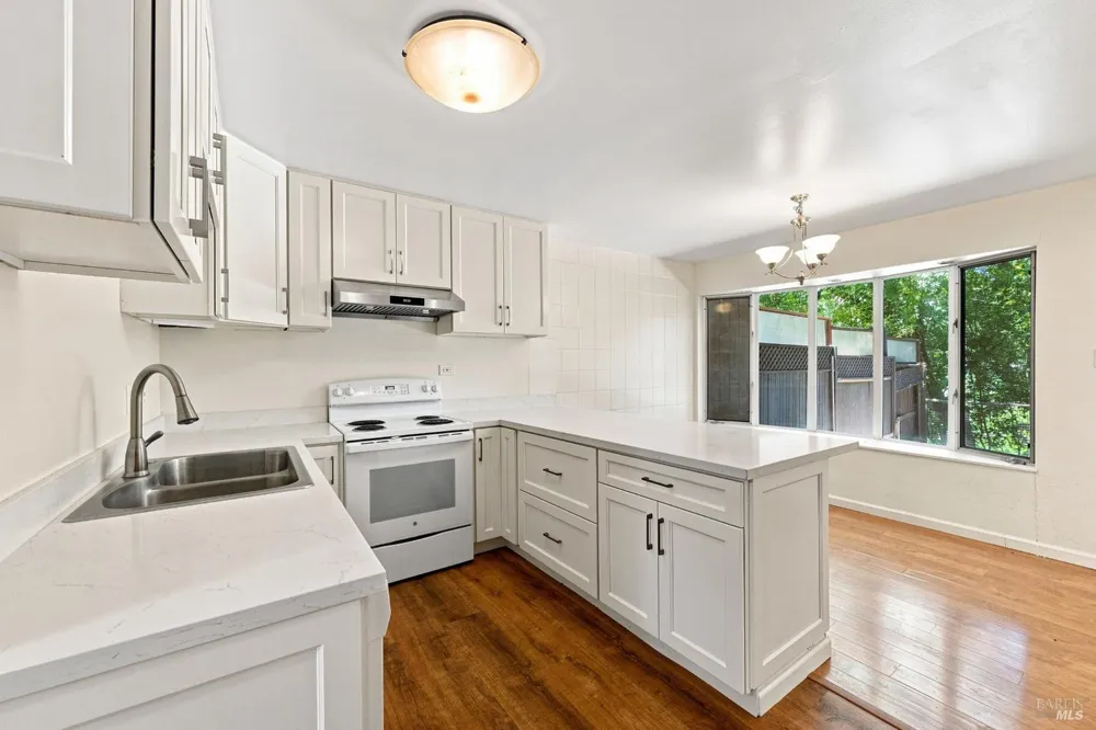 3148 Valley Green Lane Napa, CA 94558