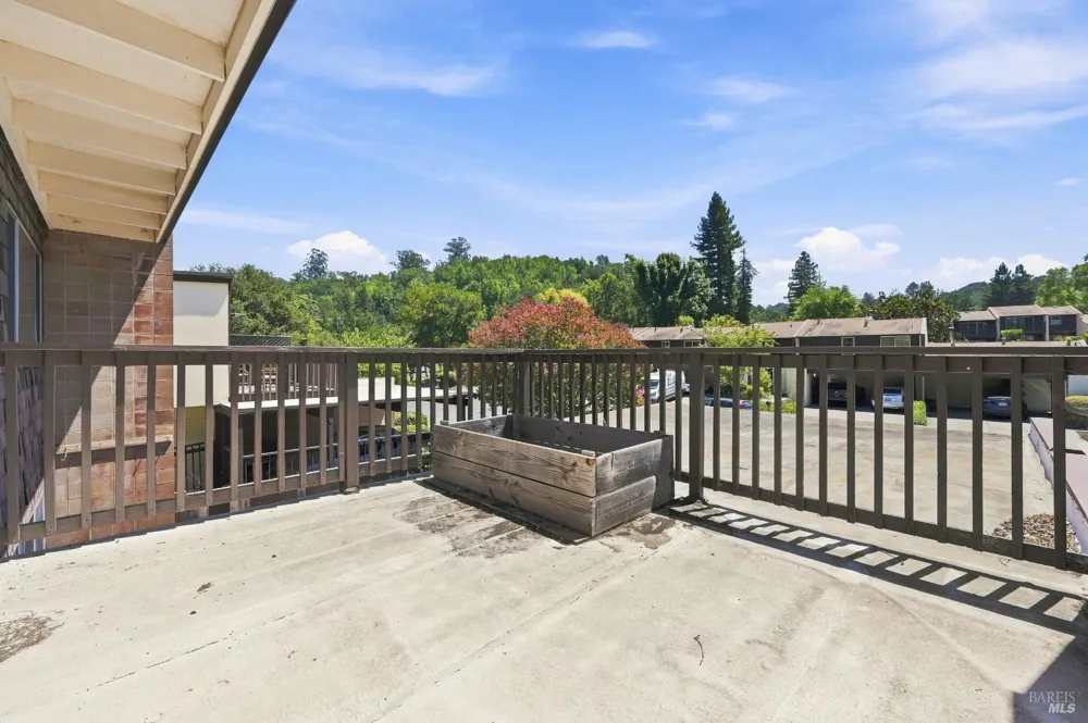 3148 Valley Green Lane Napa, CA 94558