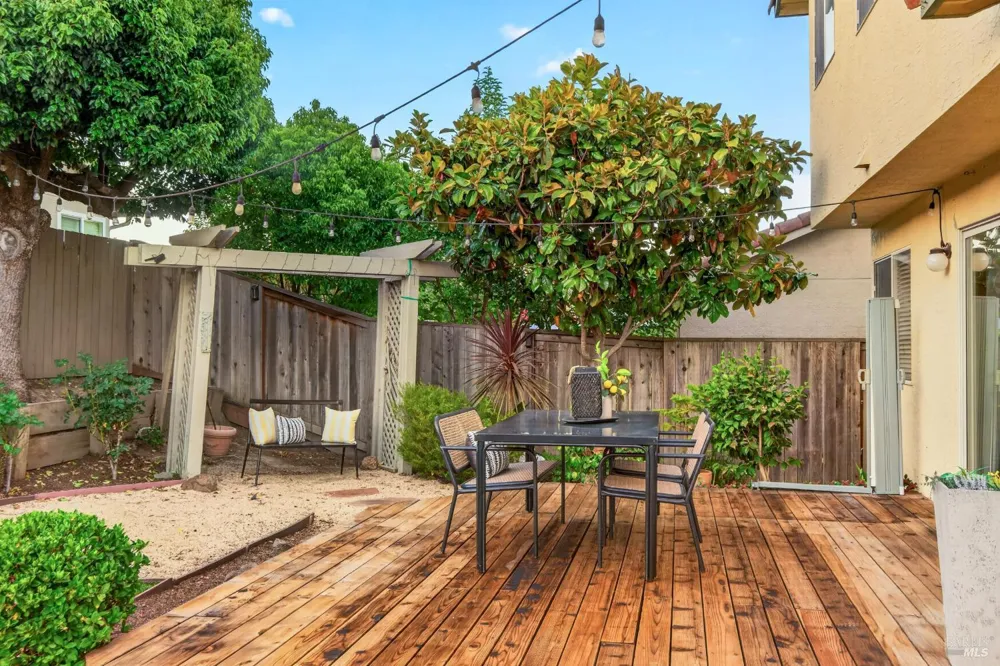 2578 Harvest Lane Napa, CA 94558