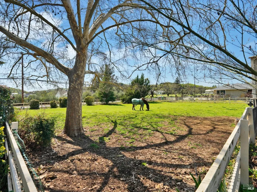 2060 Hagen Road Napa, CA 94558