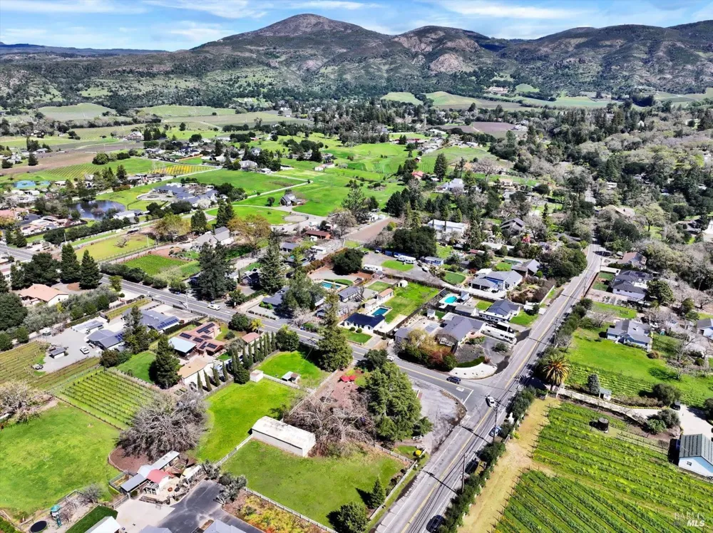 2060 Hagen Road Napa, CA 94558