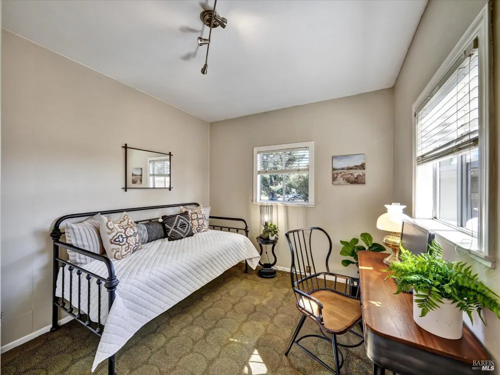 2060 Hagen Road Napa, CA 94558