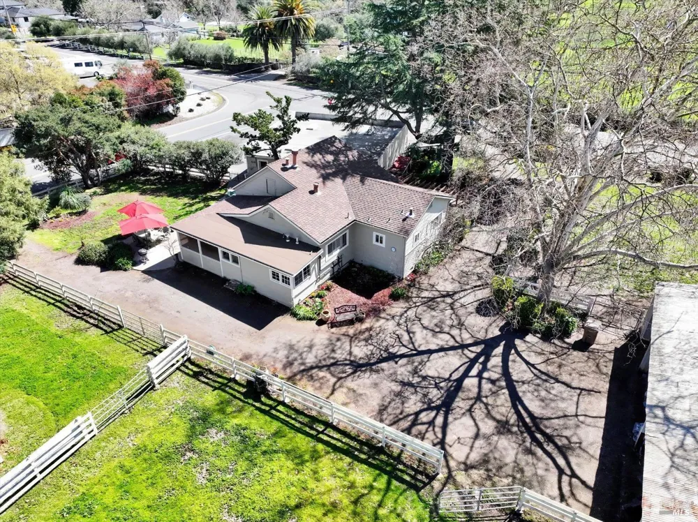 2060 Hagen Road Napa, CA 94558
