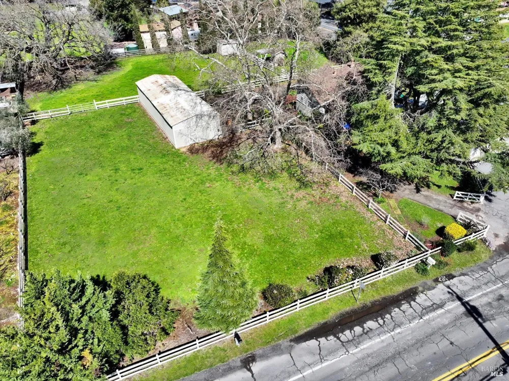 2060 Hagen Road Napa, CA 94558