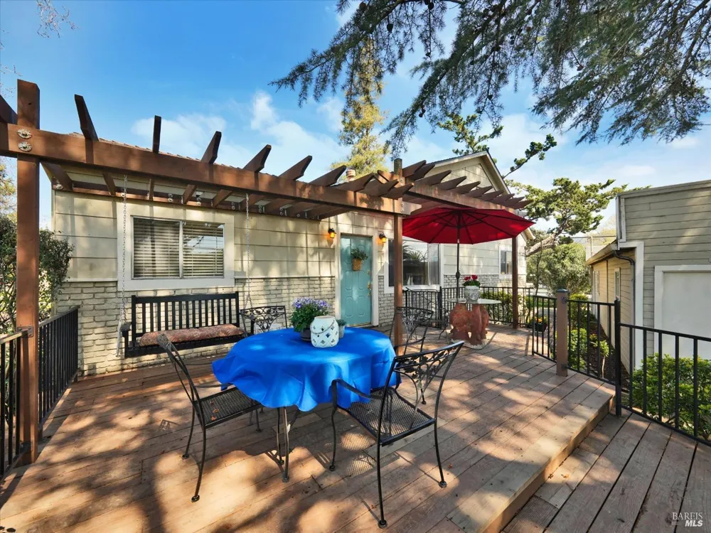 2060 Hagen Road Napa, CA 94558