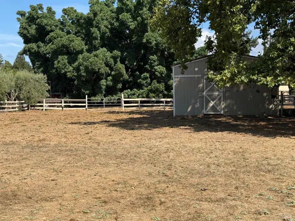 2060 Hagen Road Napa, CA 94558