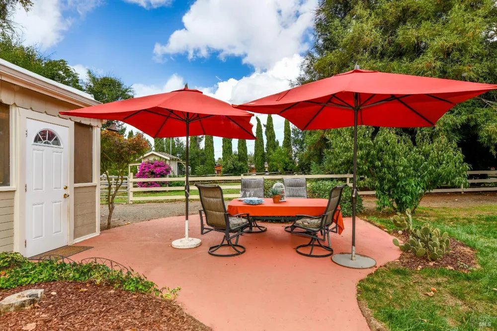 2060 Hagen Road Napa, CA 94558