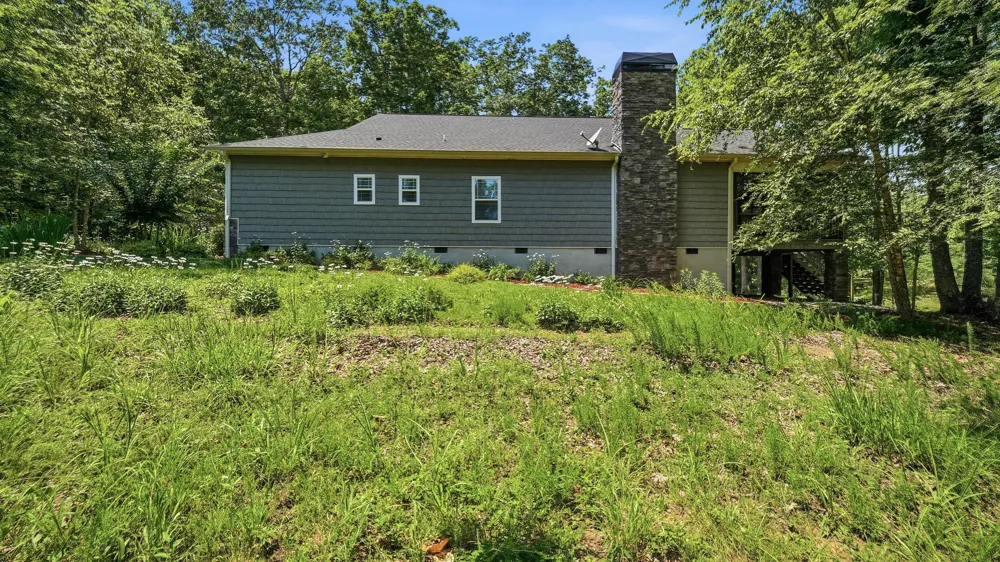 33 Eagle Nest Road Graysville, TN 37338