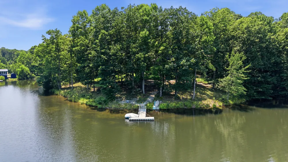 33 Eagle Nest Road Graysville, TN 37338