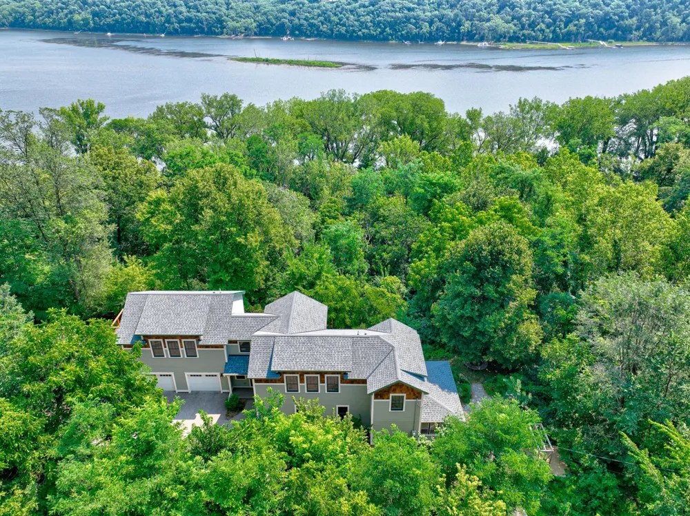 1401 Broadway Street Stillwater, MN 55082