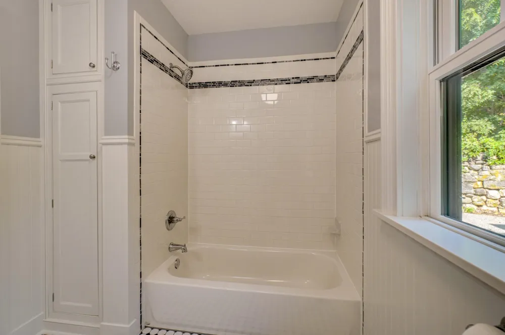 1401 Broadway Street Stillwater, MN 55082