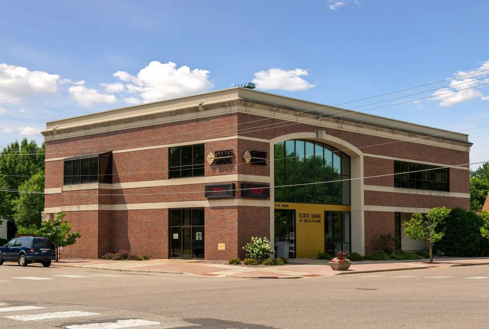 1304 Linwood Road Belle Plaine, MN 56011