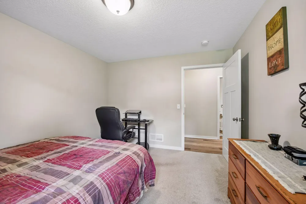 1304 Linwood Road Belle Plaine, MN 56011
